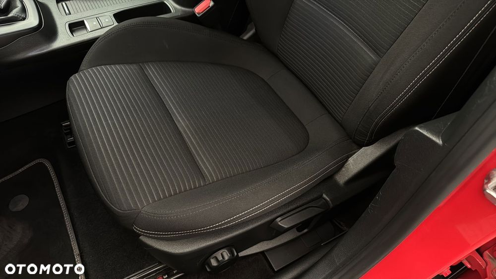Ford Focus 1.0 EcoBoost mHEV Titanium X - 13
