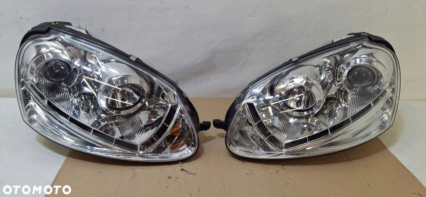 LAMPA LEWA PRAWA PRZÓD VW GOLF 5 V 1K0 SONAR ZAMIENNIK SK3482 - 1