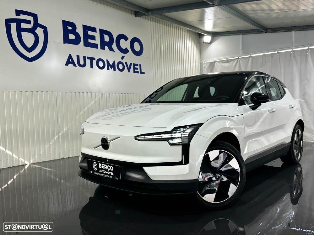 Volvo EX30 Single Motor Extended Range RWD Plus - 2