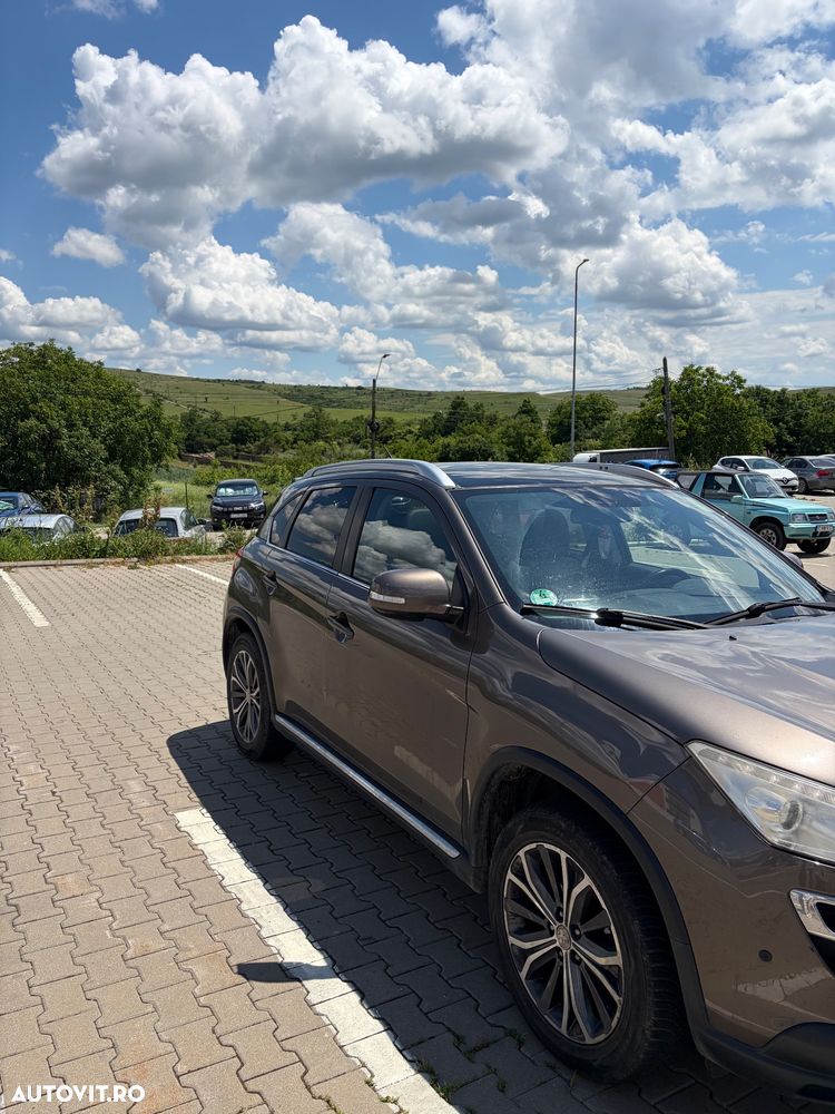 Peugeot 4008 - 3