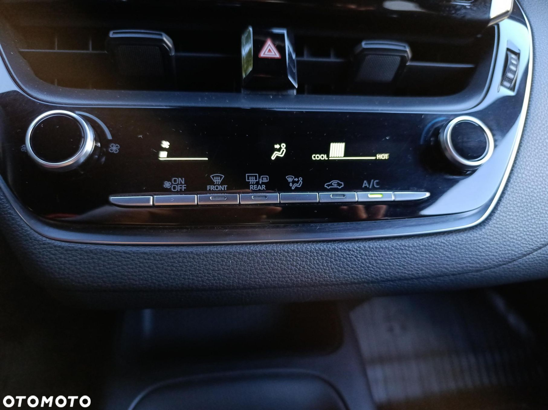 Toyota Corolla 1.2 T Active - 19