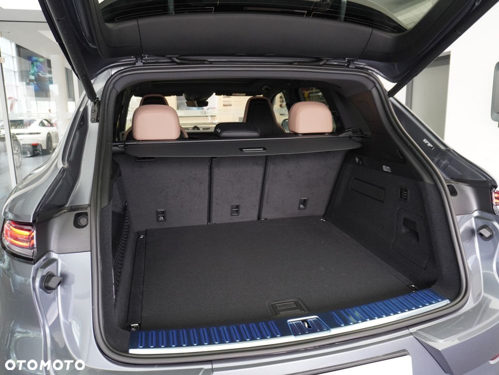 Porsche Cayenne Black Edition - 28