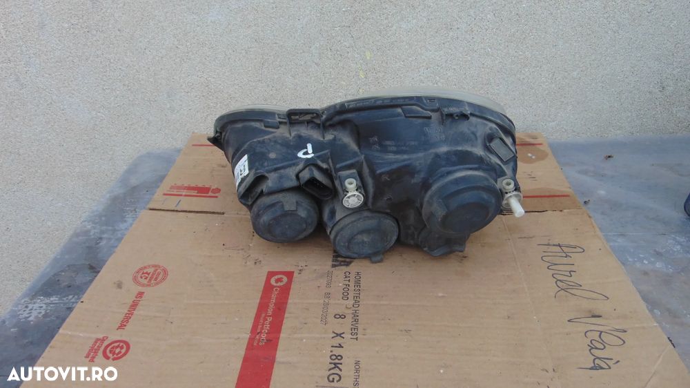 Far dreapta VW Polo 9N an 2001-2005 cu defect - 3