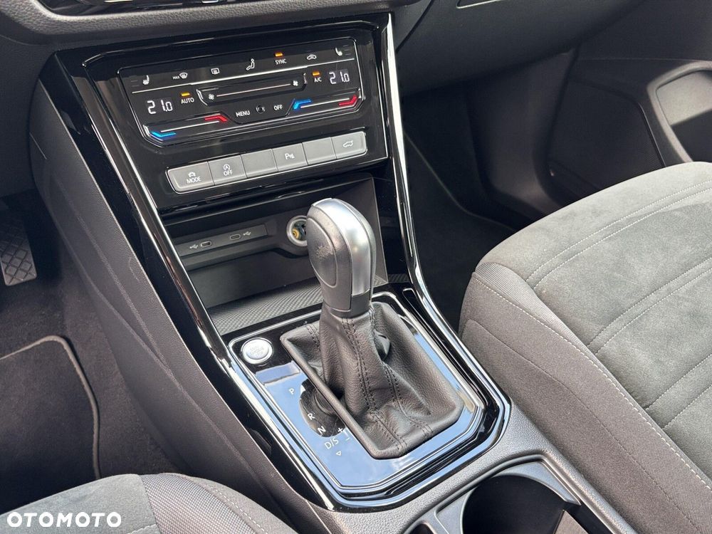 Volkswagen Touran 1.5 TSI EVO Highline DSG - 27