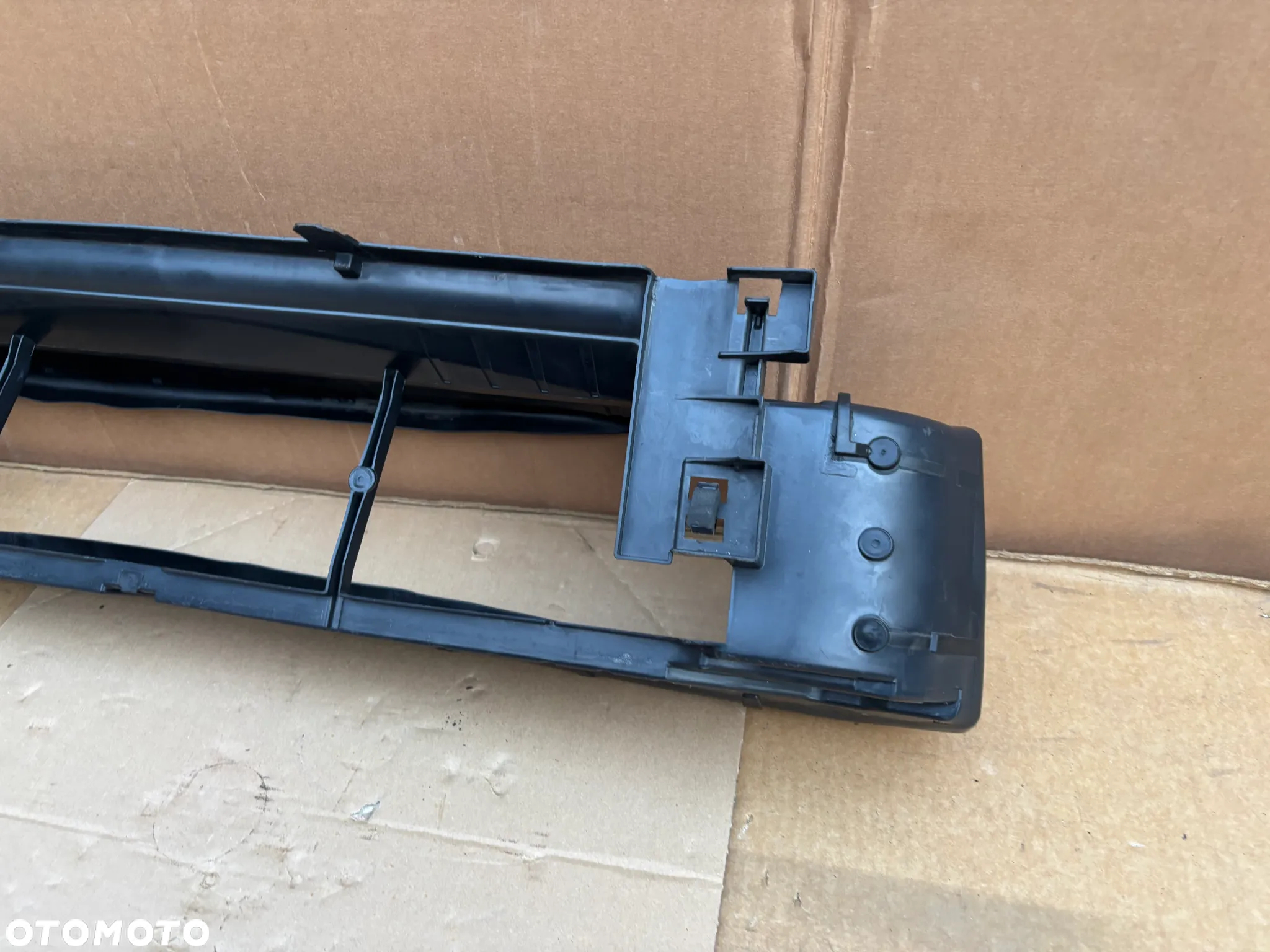 ORYGINALNA KIEROWNICA POWIETRZA RENAULT TRAFIC III OPEL VIVARO FIAT TALENTO 19- 2.0 WLOT - 8