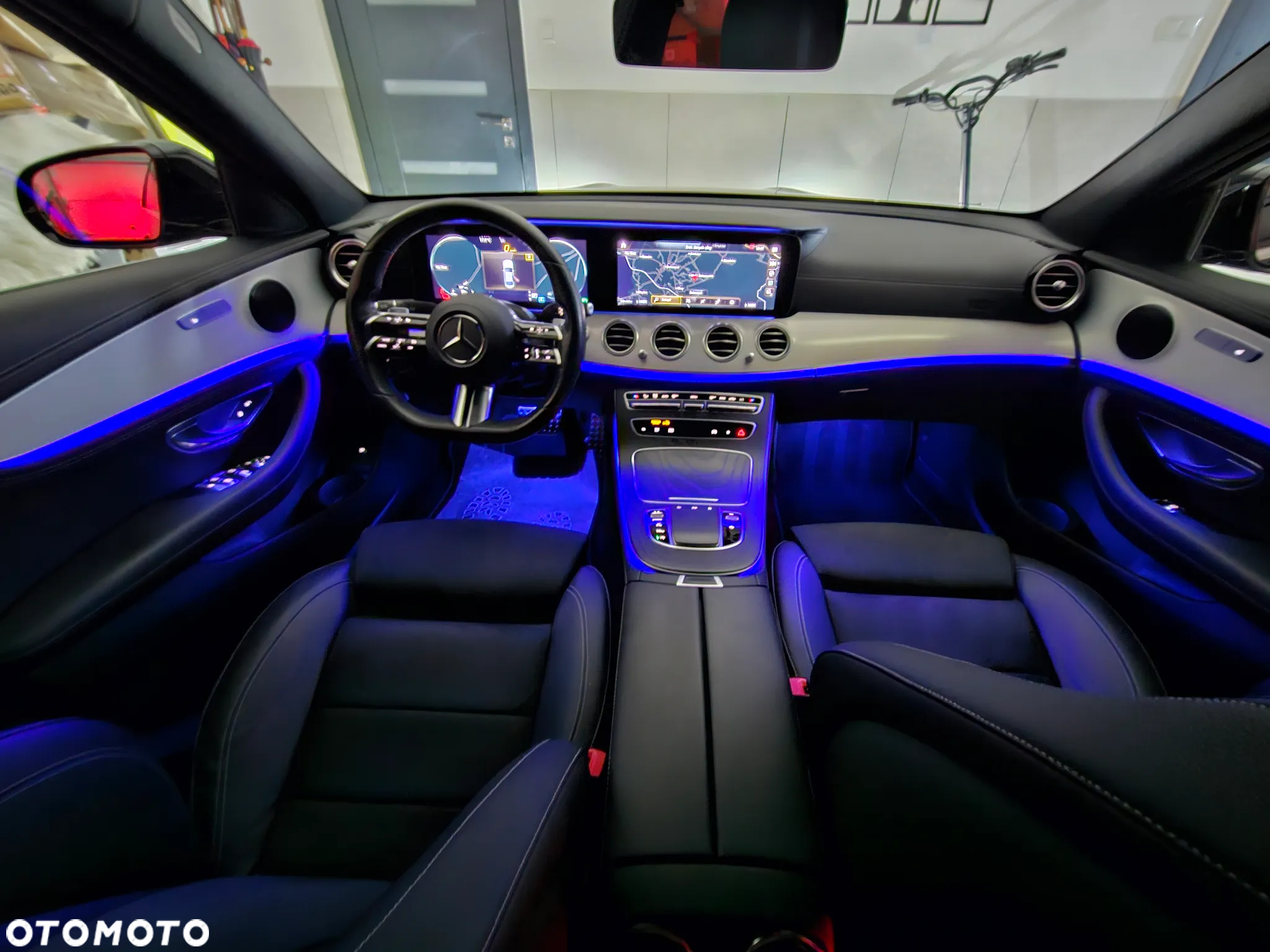 Mercedes-Benz Klasa E 220 d 4-Matic 9G-TRONIC - 5