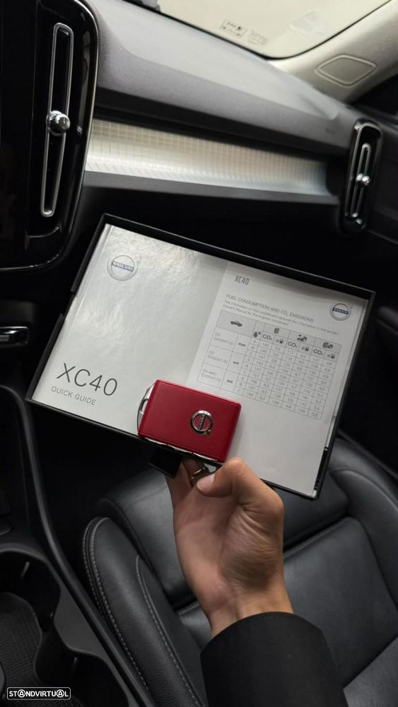 Volvo XC 40 2.0 D3 Momentum AWD Geartronic - 17