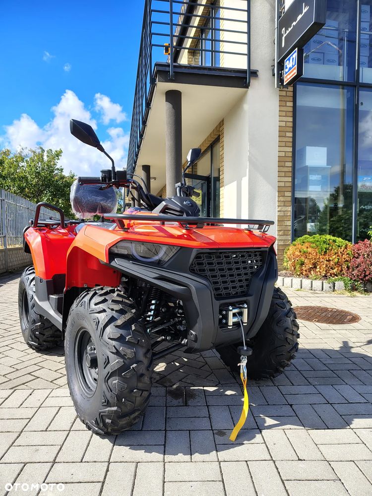 QJMOTOR SFA 300 - 5