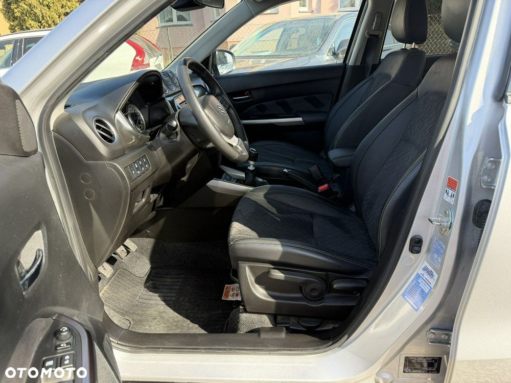 Suzuki Vitara - 10