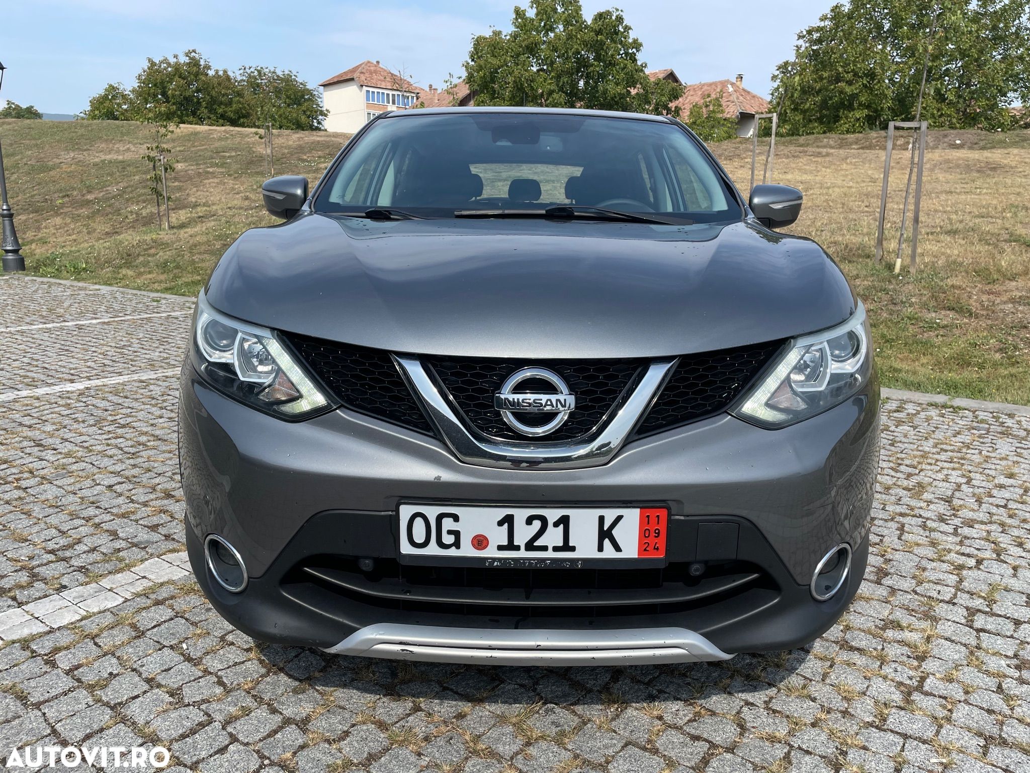 Nissan Qashqai 1.6 DCi TEKNA - 1