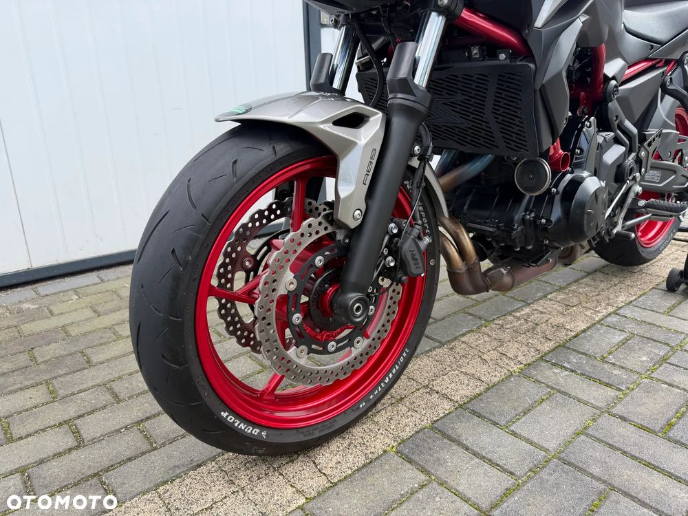 Kawasaki Z 650 - 8