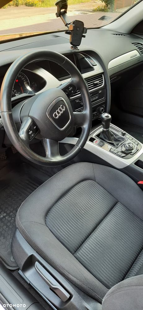 Audi A4 Avant 2.0 TDI DPF Quattro - 10