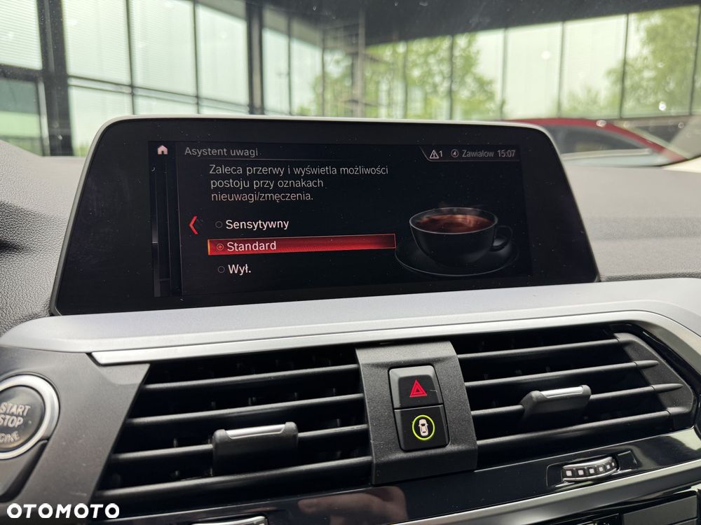 BMW X4 xDrive20i GPF Advantage sport - 36