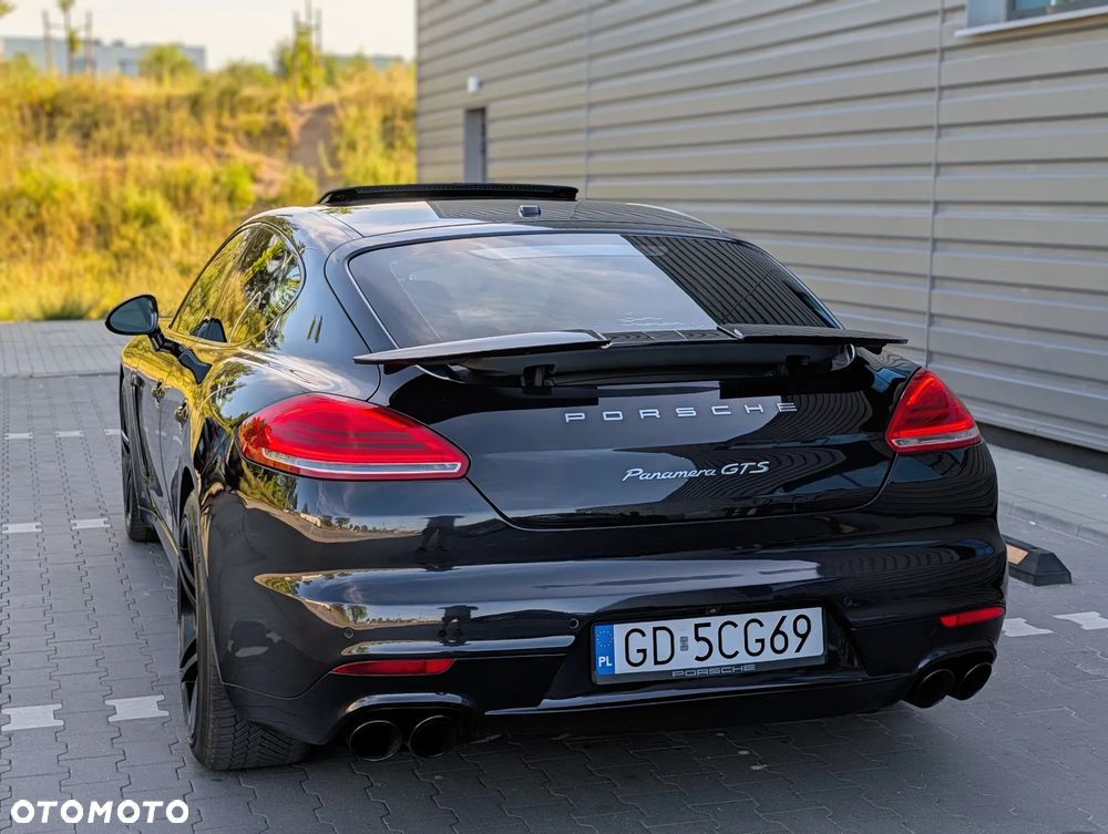 Porsche Panamera GTS - 13