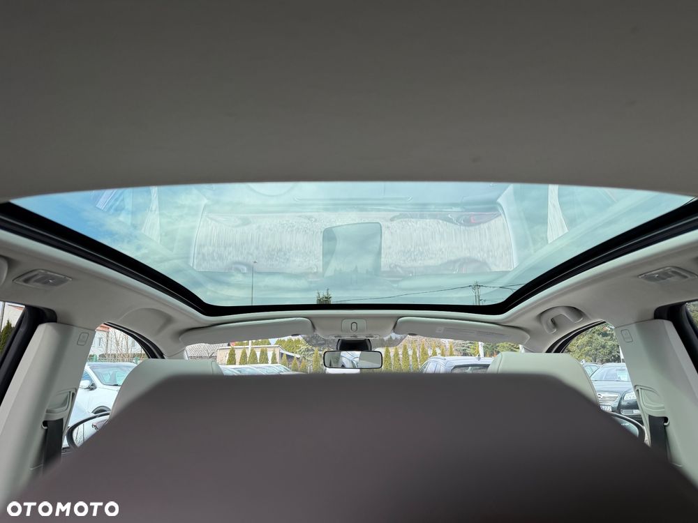 Nissan Qashqai 2.0 dCi 4 x 4 DPF tekna - 15