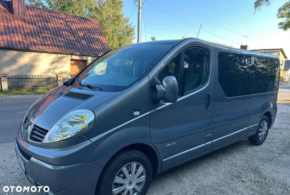 Renault Trafic - 2