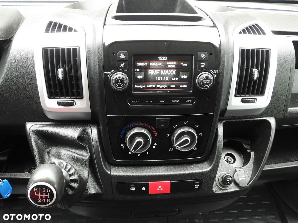 Fiat DUCATO KONTENER WINDA 8 PALET TEMPOMAT NAWIGACJA KLIMATYZACJA LEDY  130KM - 34