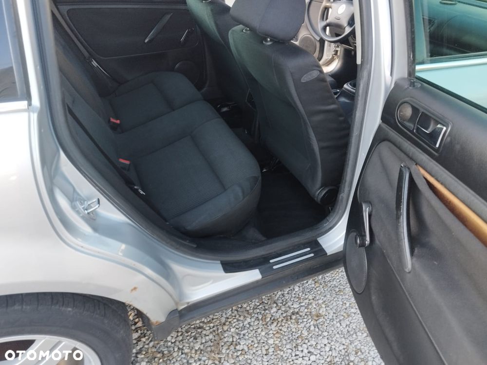 Volkswagen Passat 1.9 TDI - 21