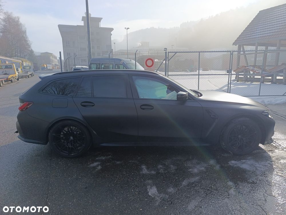BMW M3 Competition M xDrive - 3