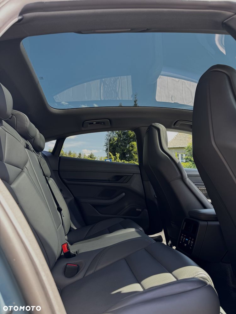 Porsche Taycan 2020 photo 5