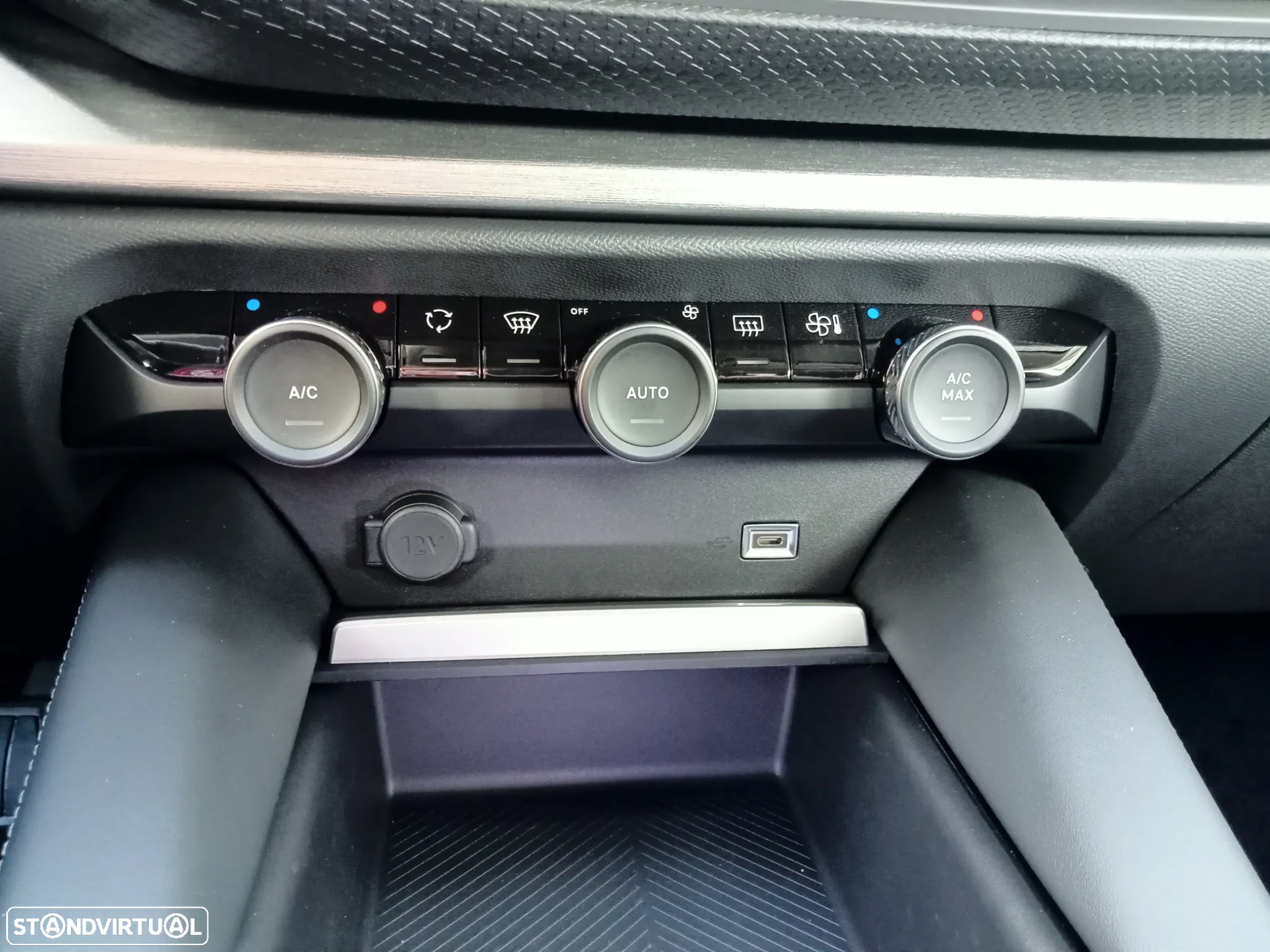 Citroën C5 X 1.2 PureTech Feel Pack EAT8 - 24