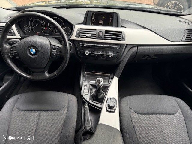 BMW 318 d Line Luxury — fotografia 6