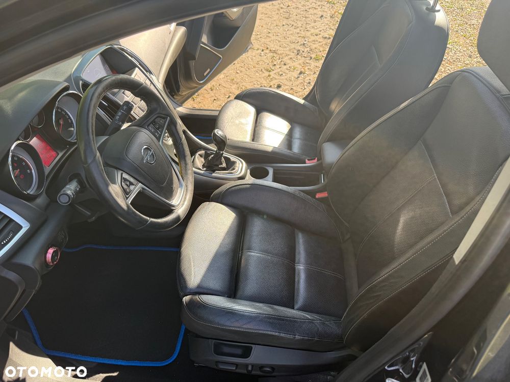 Opel Astra 1.4 Turbo Exklusiv - 14