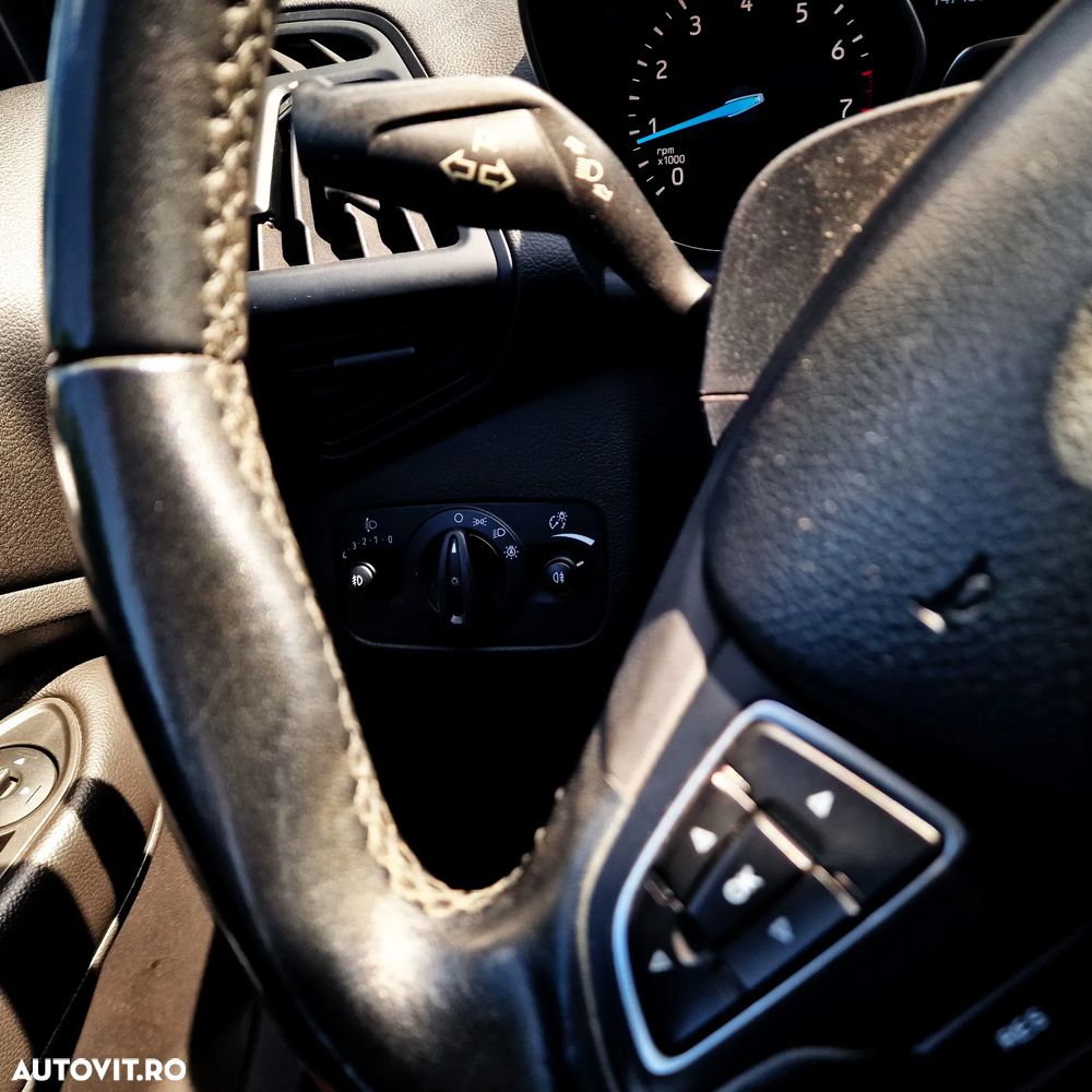 Ford Kuga 1.5 EcoBoost 2WD Trend - 17