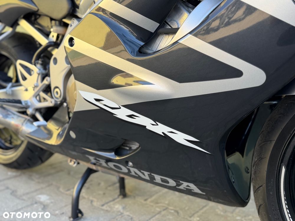 Honda CBR - 5
