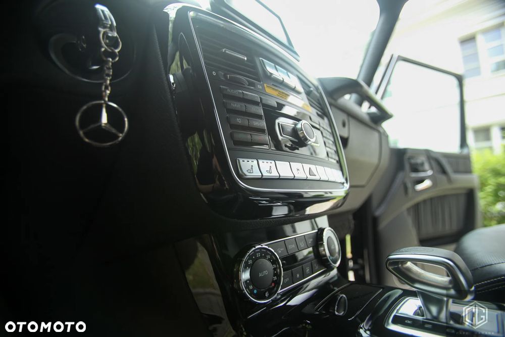 Mercedes-Benz Klasa G 63 AMG L - 22