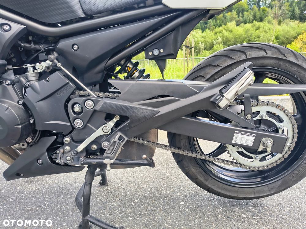 Yamaha XJ - 8