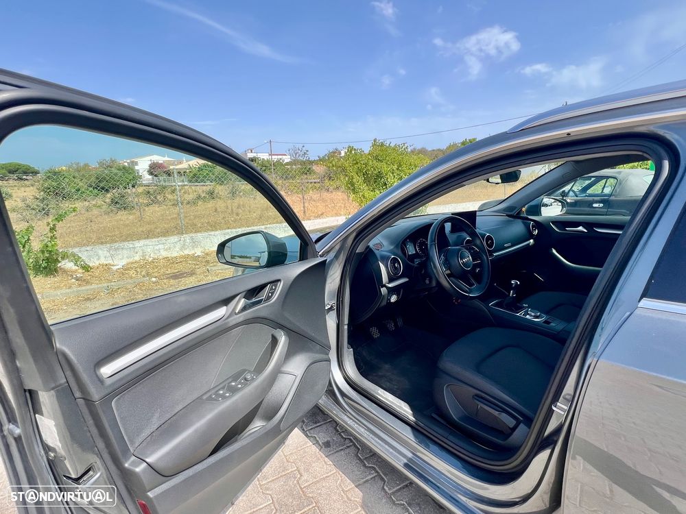 Audi A3 Sportback 30 TDI Sport - 12
