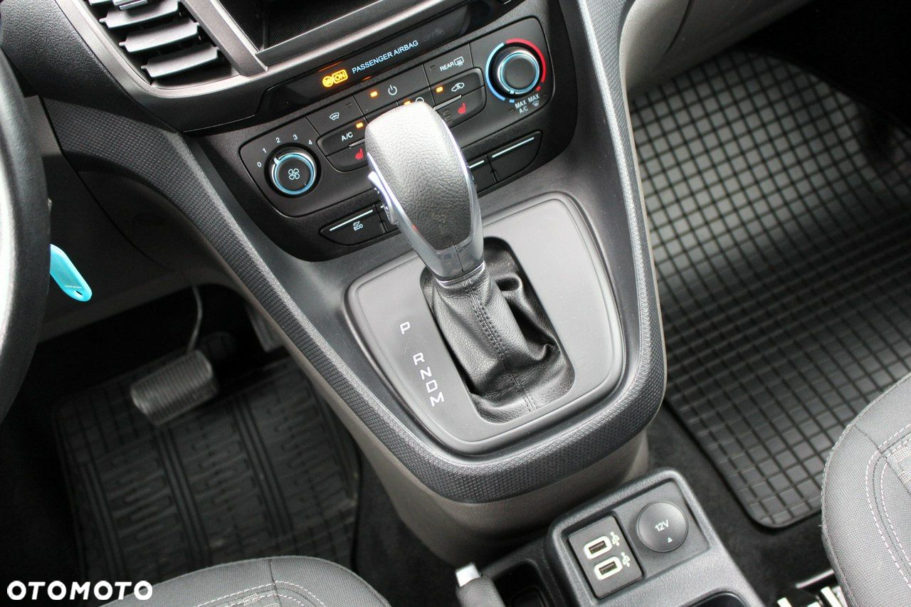 Ford Transit Connect - 20
