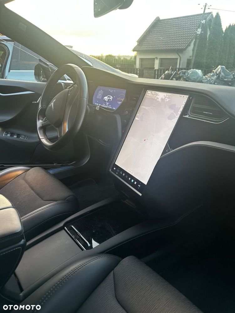 Tesla Model S 75 D - 25