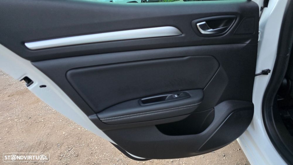Renault Mégane 1.3 TCe Intens EDC - 50