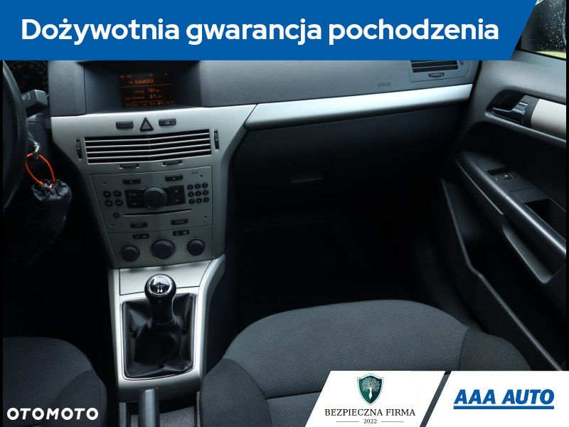 Opel Astra - 9