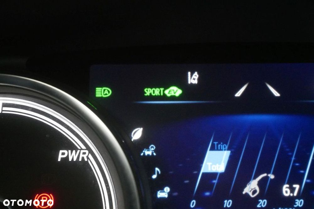 Toyota Camry 2.5 Hybrid Comfort CVT - 22