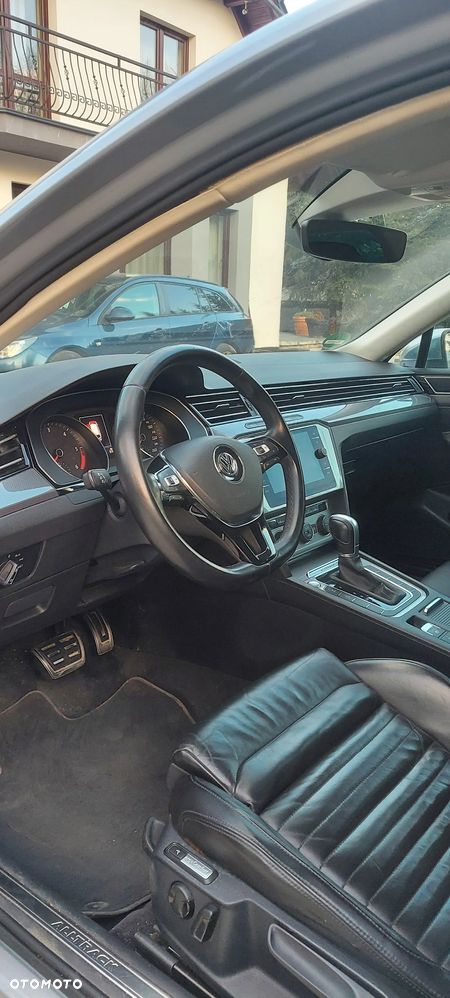Volkswagen Passat 2.0 TDI 4Mot Elegance DSG - 19