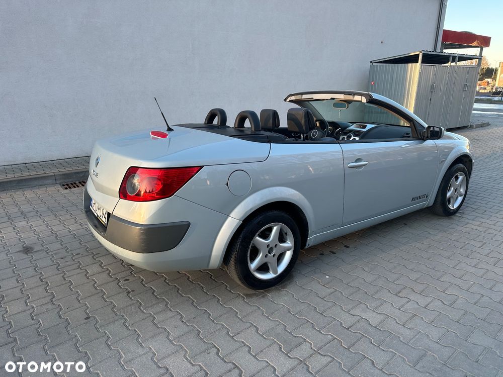 Renault Megane MeganeCC 1.9 dCi Luxe Dynamique - 4