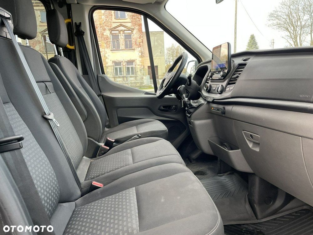 Ford Transit - 9