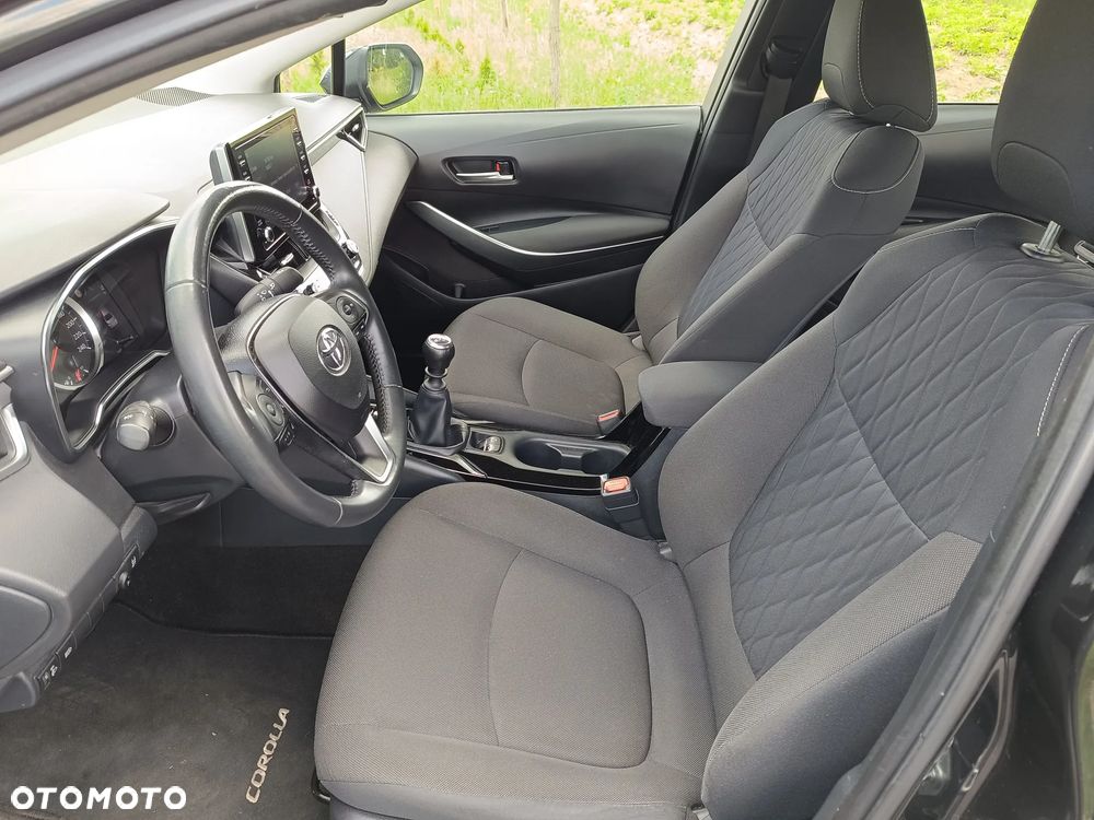 Toyota Corolla 1.6 Comfort - 33