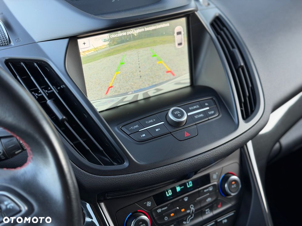 Ford Kuga 1.5 EcoBoost FWD ST-Line ASS - 20