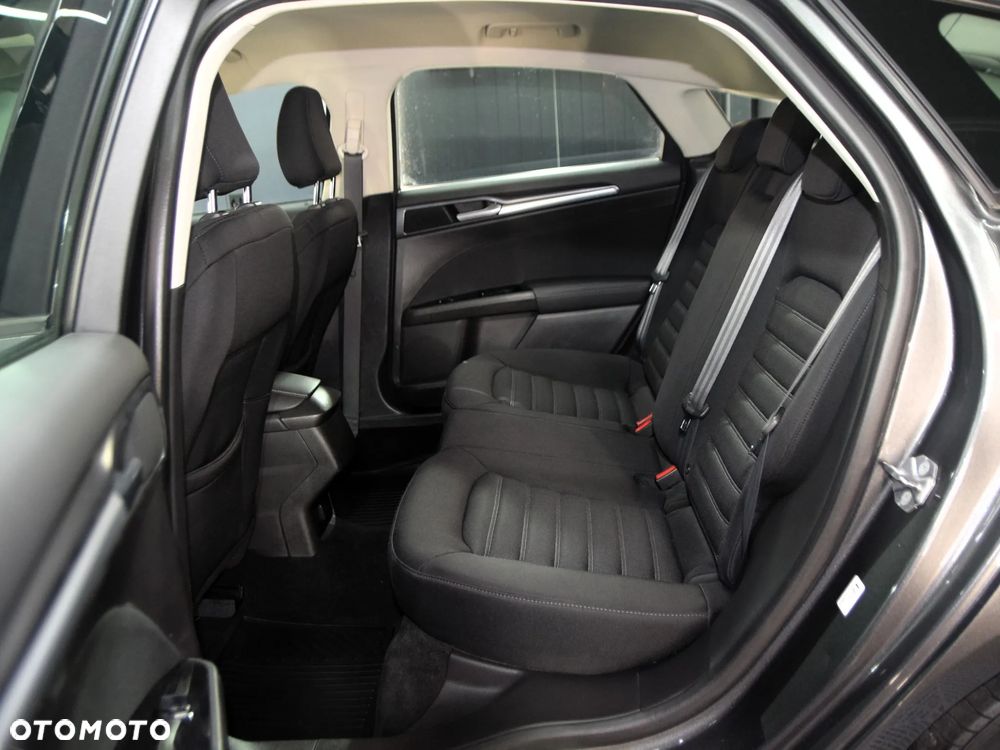 Ford Mondeo - 7