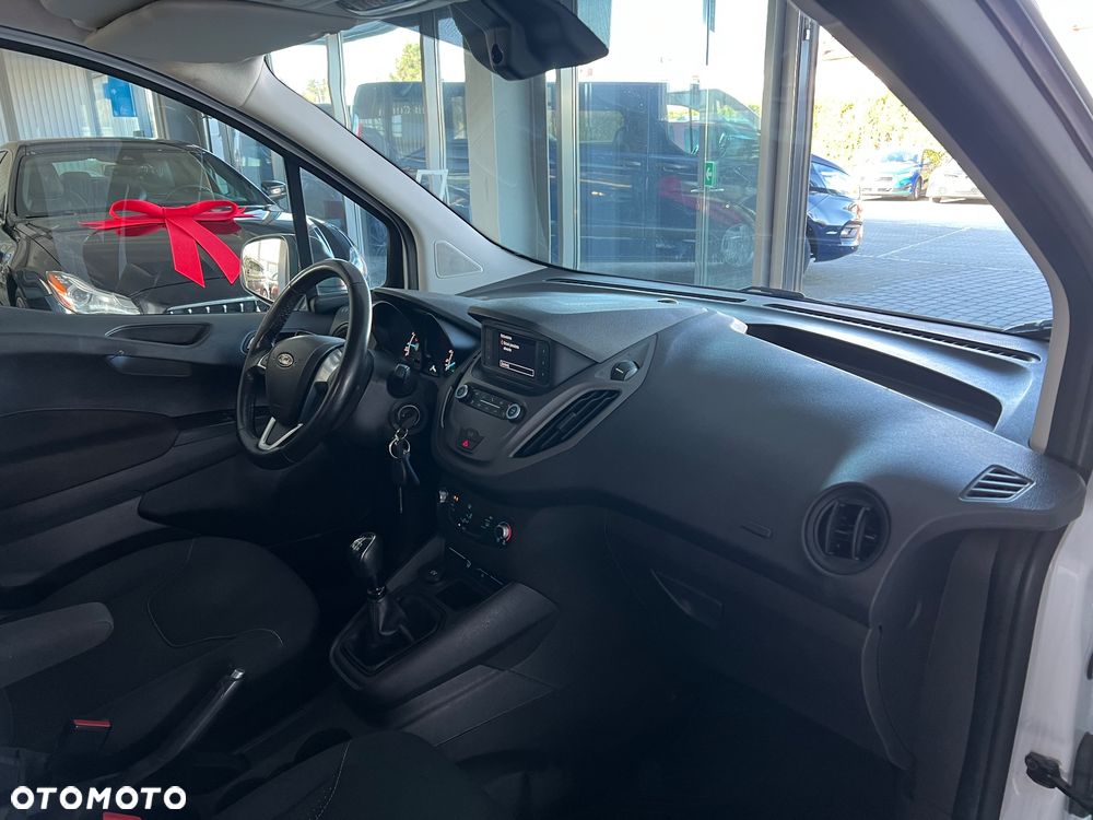 Ford Transit courier - 36