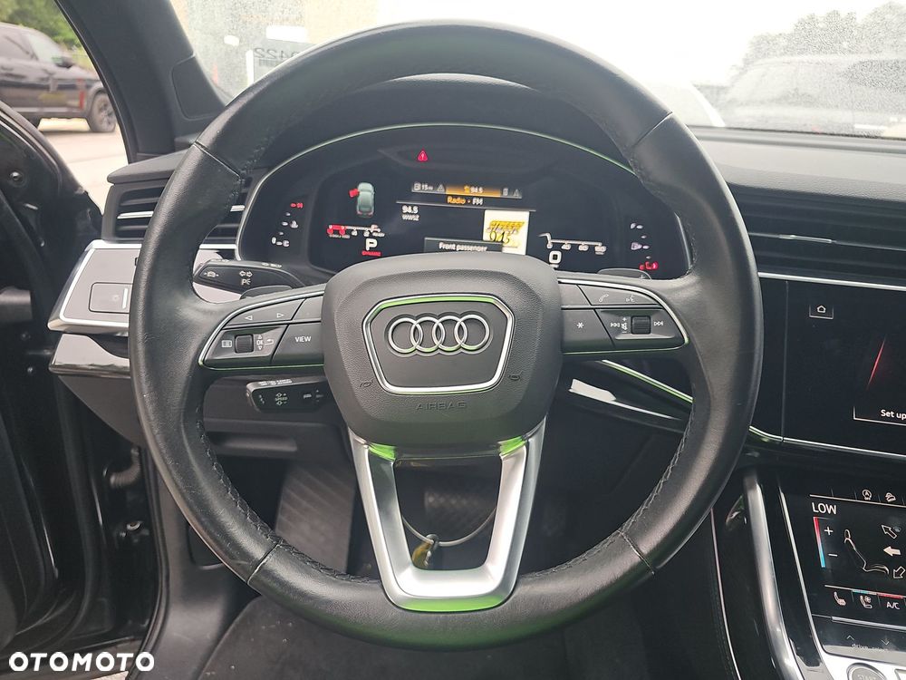Audi Q7 55 TFSI quattro tiptronic S line - 13