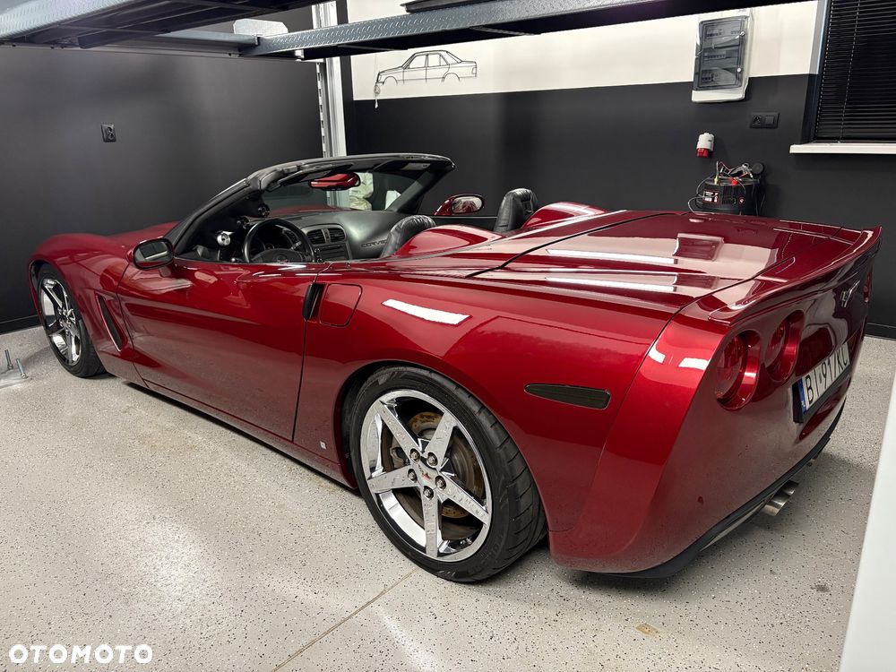 Chevrolet Corvette - 6
