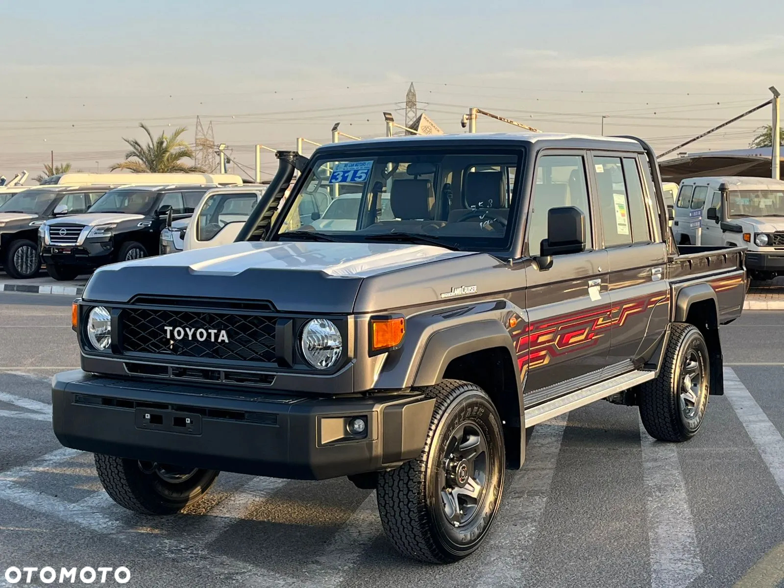 Toyota Land Cruiser - 2