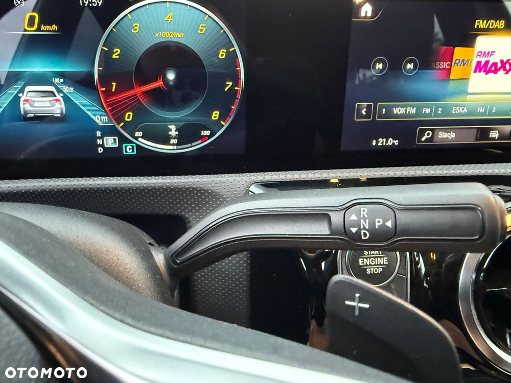 Mercedes-Benz Klasa A 250 4-Matic Progressive 7G-DCT - 38