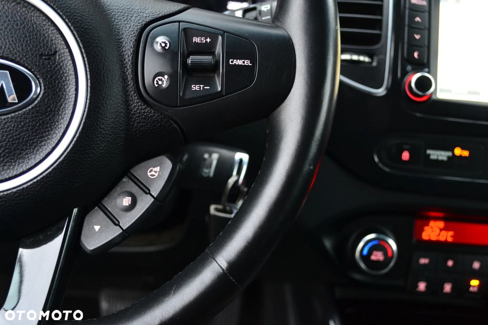 Kia Carens 1.7 CRDi Business Line 7os 7DCT - 24