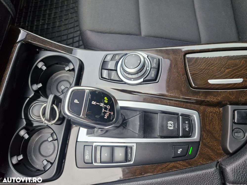 BMW Seria 5 520d - 7